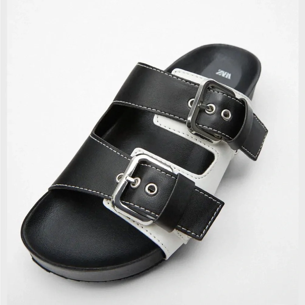 Zara Double Buckle Sandals Size 38 Black & White - Picture 2 of 8